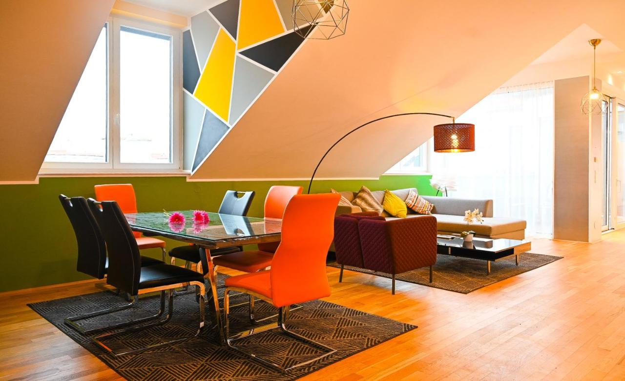 Breathtaking Naschmarkt Appartement